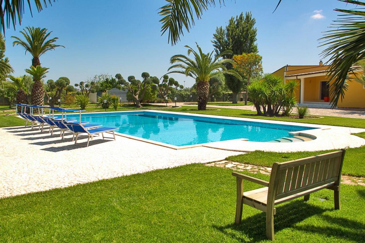 B&B Quattrostelle Cavallino di Lecce Exterior photo